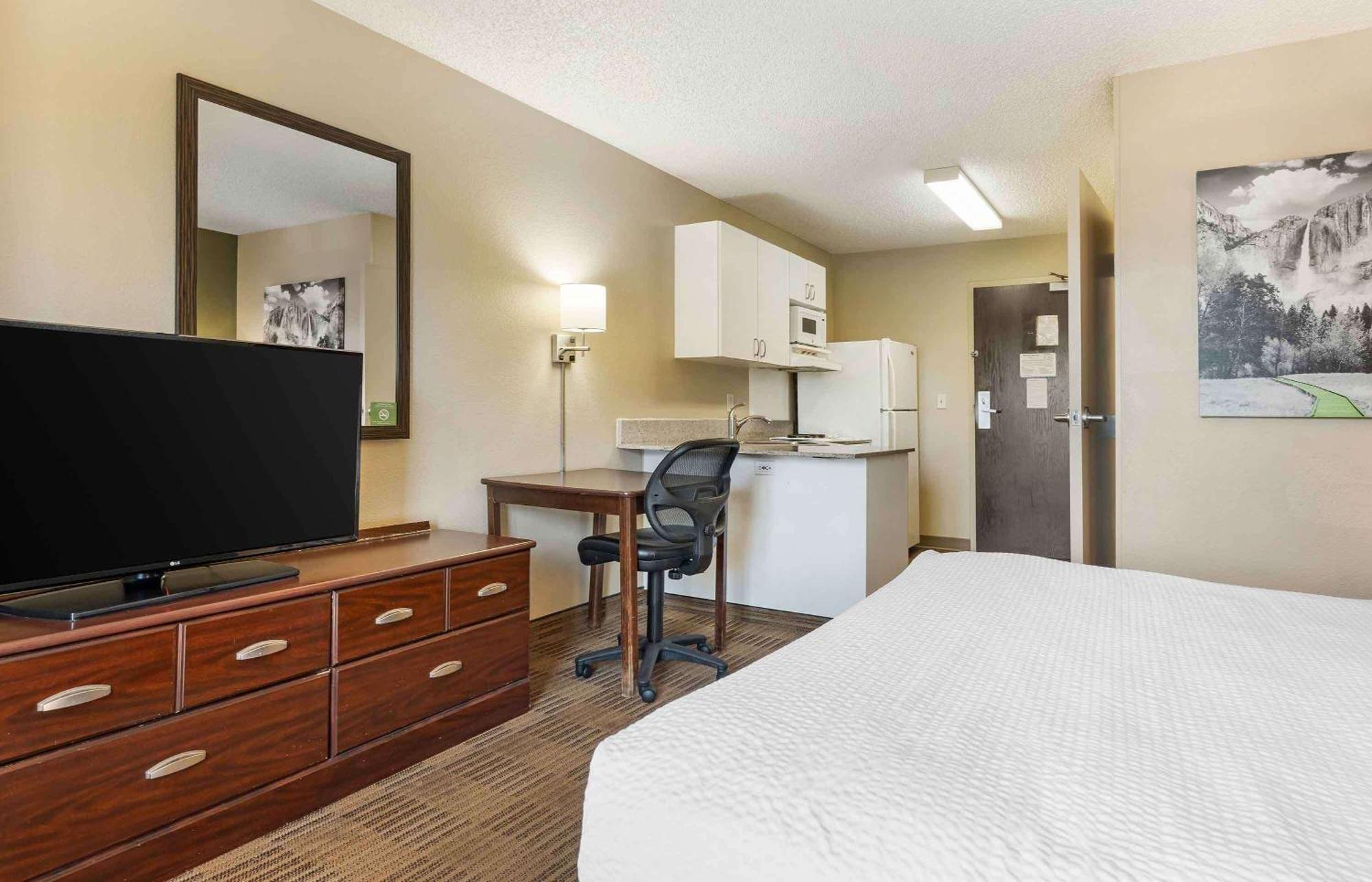 Extended Stay America Suites - Richmond - Hilltop Mall Bagian luar foto